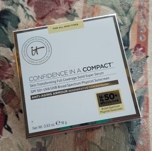 ItCosmetics Confidence In A Compact (fair)